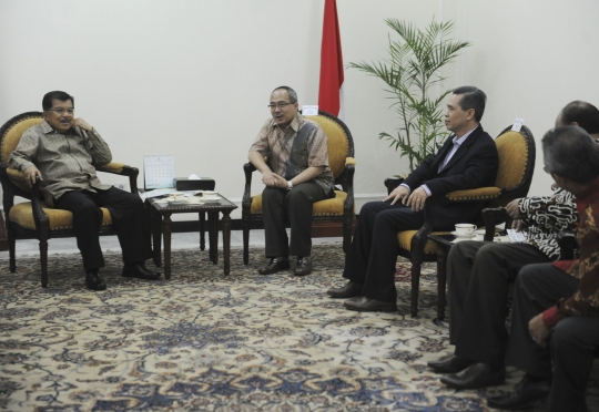 JK bertemu Tim Penyelamat PSSI bahas persepakbolaan Indonesia