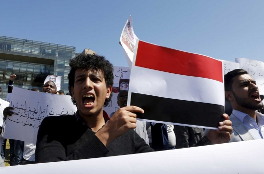 Unjuk rasa memprotes agresi militer Liga Arab ke Yaman