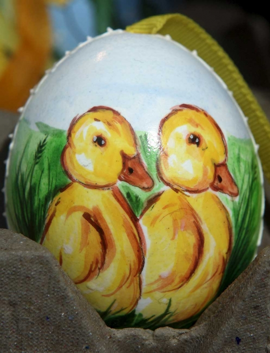 Lucunya telur-telur Paskah ini dilukis dalam gambar yang unik