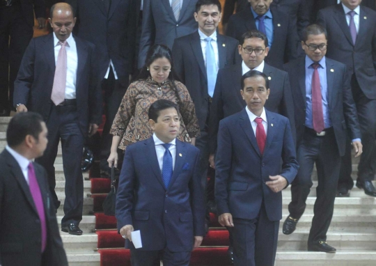 Usai rapat konsultasi, Jokowi dan Setya Novanto jabat tangan