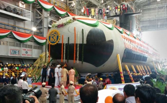 Ini wujud INS Kalvari, kapal selam pertama buatan India