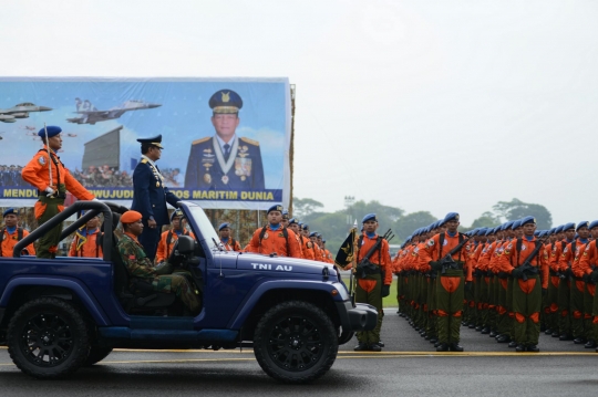 Kasau Agus Supriatna pimpin upacara HUT ke-69 TNI AU di Lanud Halim