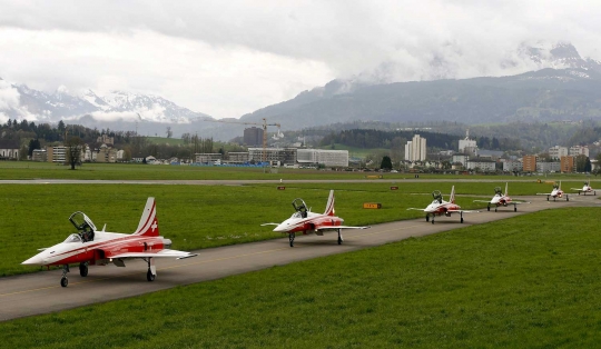 Di Swiss, F-5 Tiger II eksis jadi pesawat aerobatik