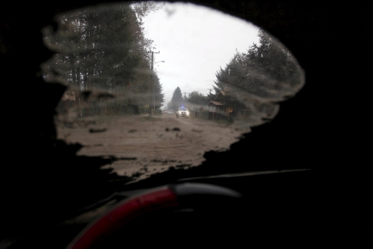 Pasca-letusan Gunung Calbuco, Chile diselimuti material vulkanik