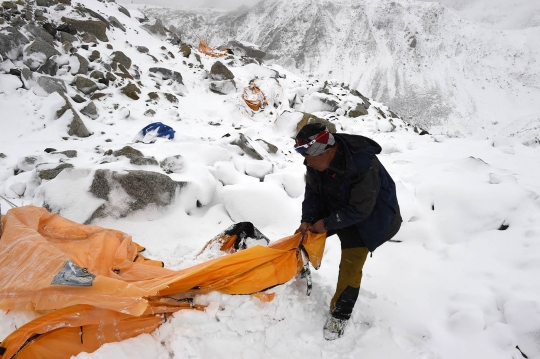 Longsor di Everest timbun kamp perkemahan, 17 pendaki tewas