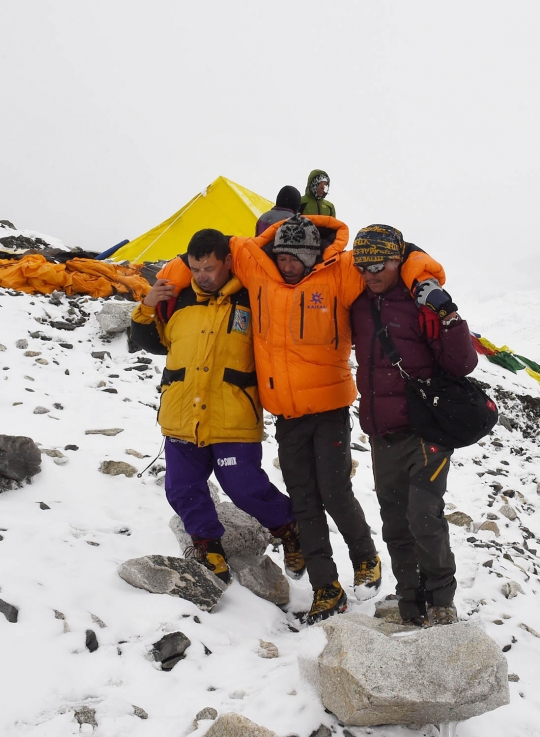 Longsor di Everest timbun kamp perkemahan, 17 pendaki tewas