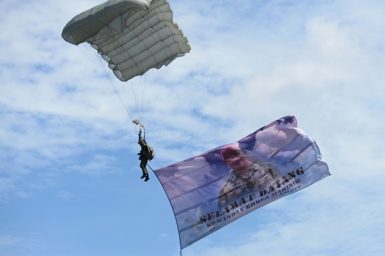 Deretan tank amfibi & alutsista TNI AL meriahkan sertijab Dankormar