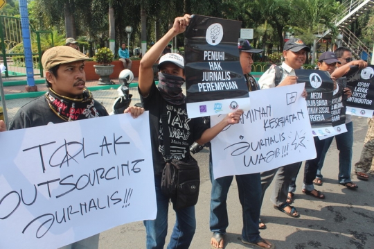 Aksi damai May Day, AJI Kediri tuntut hak kesejahteraan jurnalis