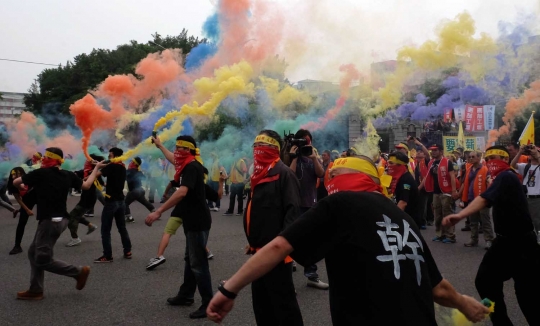 Gema May Day jutaan buruh di belahan dunia