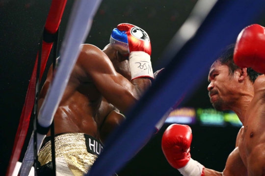 Begini sengitnya pertarungan Pacquiao dan Mayweather