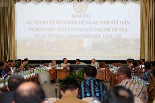 Dialog Menteri Pertanian dengan 101 Bupati se-Indonesia