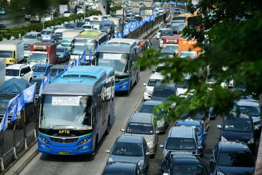 Dishub DKI larang APTB masuk Jakarta