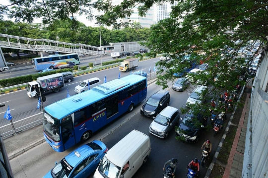 Dishub DKI larang APTB masuk Jakarta