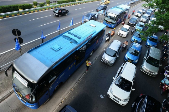 Dishub DKI larang APTB masuk Jakarta