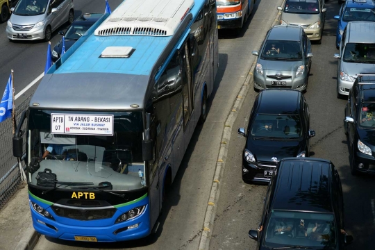 Dishub DKI larang APTB masuk Jakarta