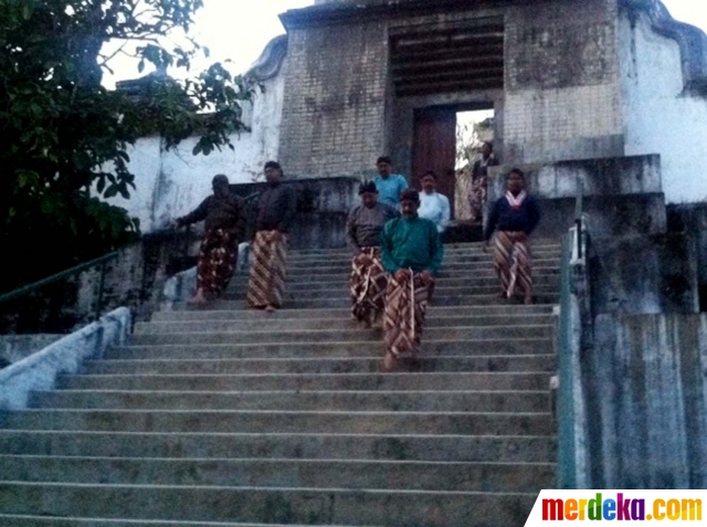 Foto : Suasana anak dan adik Sri Sultan tidak saling sapa 