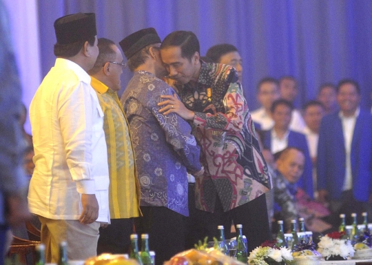 Keakraban Presiden Jokowi bersama tokoh politik di Rakernas PAN