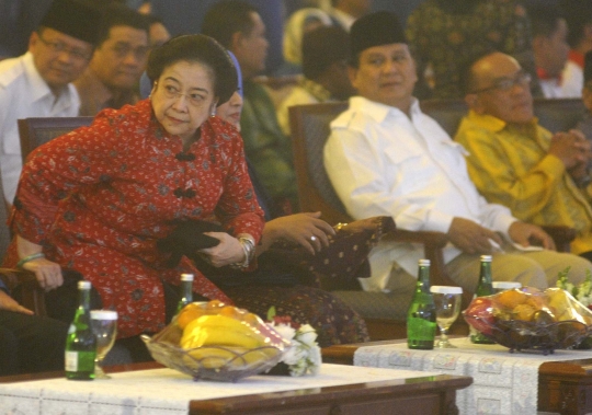 Keakraban Presiden Jokowi bersama tokoh politik di Rakernas PAN