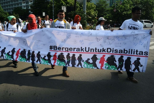 Aktivis gelar aksi simpatik tuntut fasilitas umum bagi disabilitas