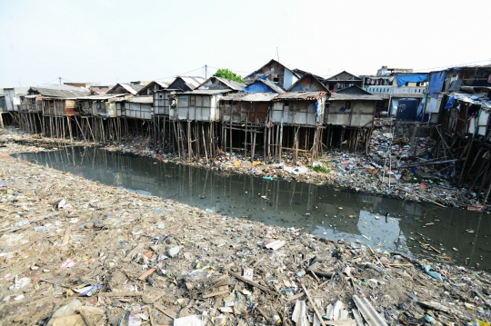 Meratapi permukiman liar Ibu Kota tak lagi dialiri listrik