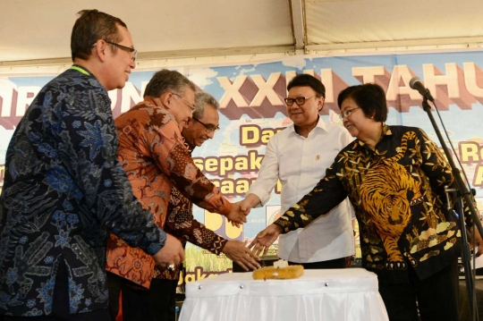 Menteri Siti Nurbaya & 7 kementerian teken gerakan penyelamatan air