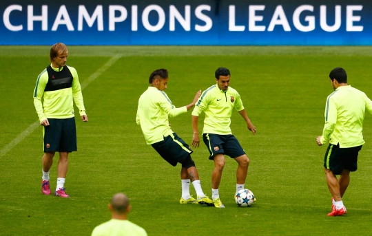 Melihat Messi dkk latihan jelang leg kedua semifinal Champions