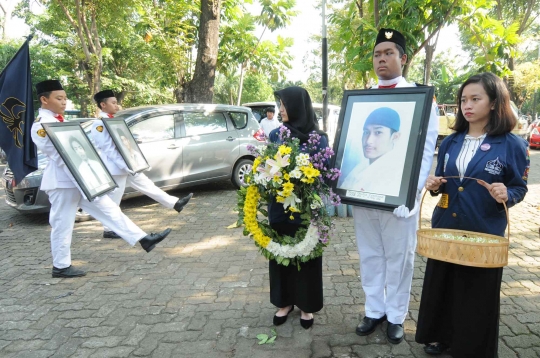 Aksi tabur bunga peringati 17 tahun Tragedi Trisakti