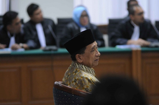 Sidang eksepsi, Fuad Amin minta diadili di Surabaya