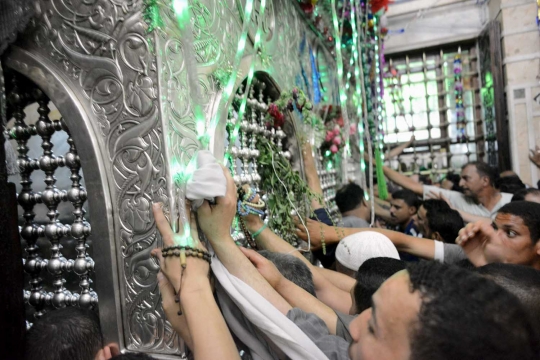 Memperingati kelahiran cucu Rasulullah SAW di Masjid Sayeda Zainab