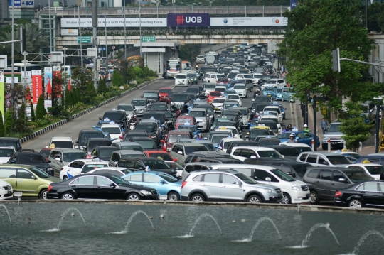 Liburan, kawasan Bundaran HI tetap macet