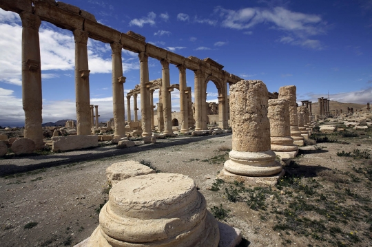 Ini kota kuno Palmyra yang terancam hancur oleh ISIS