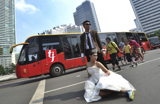 Fashion Festival Run, model gaun pengantin bergaya di CFD