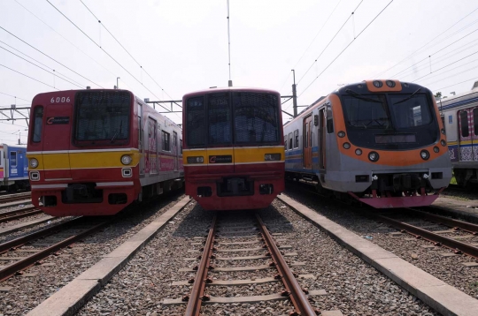 Menengok perawatan KRL Commuter Line di Dipo KCJ Depok