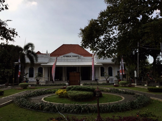 Melihat keindahan kain khas Nusantara di Museum Tekstil