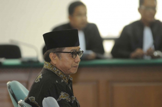 Hakim tolak eksepsi Waryono Karno terkait kasus korupsi ESDM