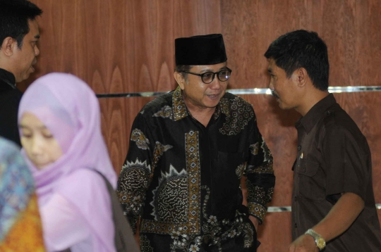 Hakim tolak eksepsi Waryono Karno terkait kasus korupsi ESDM