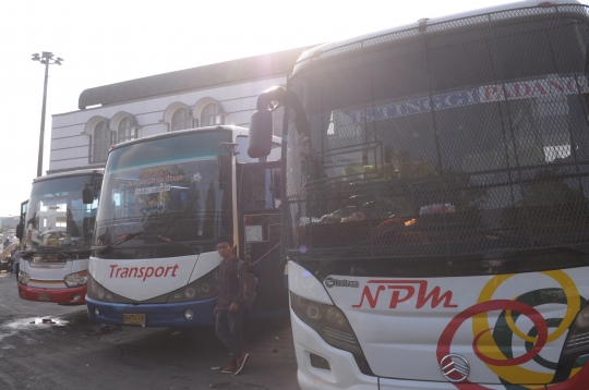 Ini Terminal Rawamangun yang tak bisa dimasuki bus & tanpa loket