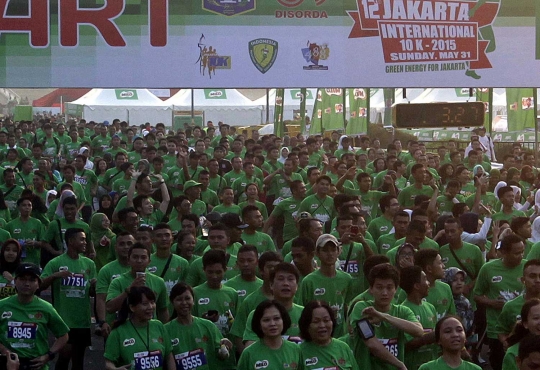 Kemeriahan ribuan warga ikuti Jakarta Internasional 10K