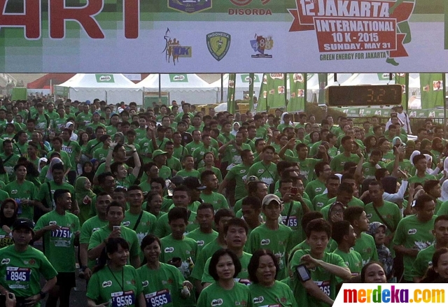 Foto : Kemeriahan ribuan warga ikuti Jakarta Internasional 