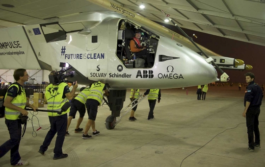 Solar Impulse 2 lanjutkan misi keliling dunia paling menantang