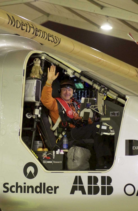 Solar Impulse 2 lanjutkan misi keliling dunia paling menantang