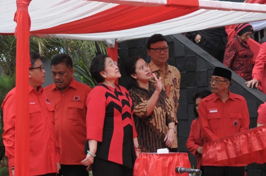 Kentalnya nuansa merah dan putih di kantor baru PDIP yang megah