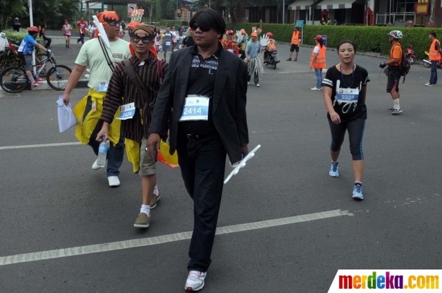Foto : Antusiasme peserta Fashion Festival Run berlari 