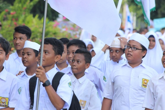 Ribuan pelajar Banda Aceh ramaikan pawai akbar sambut Ramadan