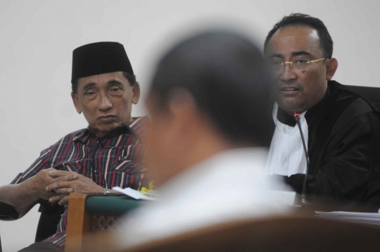 Sidang lanjutan Fuad Amin Imron terkait kasus suap gas Bangkalan