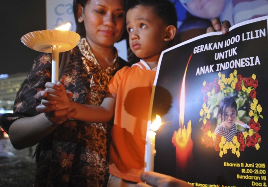 Aksi simpatik seribu lilin untuk Angeline