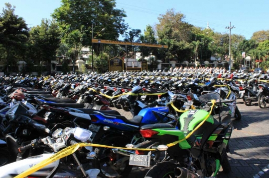 Ratusan motor hasil kejahatan 3 tersangka diamankan Polres Malang