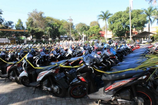 Ratusan motor hasil kejahatan 3 tersangka diamankan Polres Malang