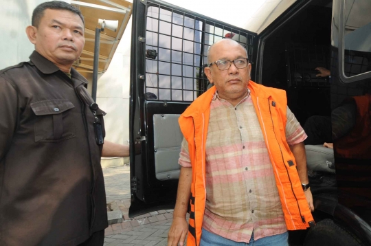 Jalani pemeriksaan di KPK, Mulya satu mobil tahanan dengan Willy