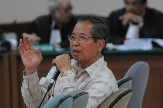 Penyuap eks Dirut Pengolahan Pertamina jalani sidang kasus Innospec